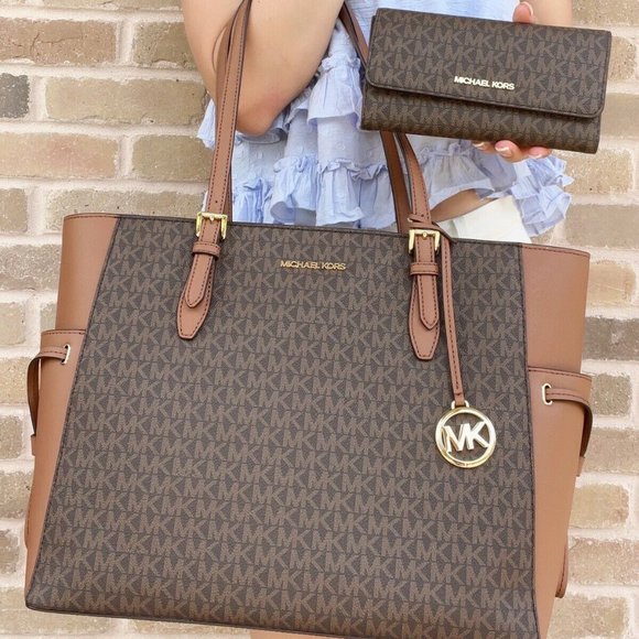 Bundle💕NWT Michael Kors Large Tote+ Wallet - Picture 10 of 10